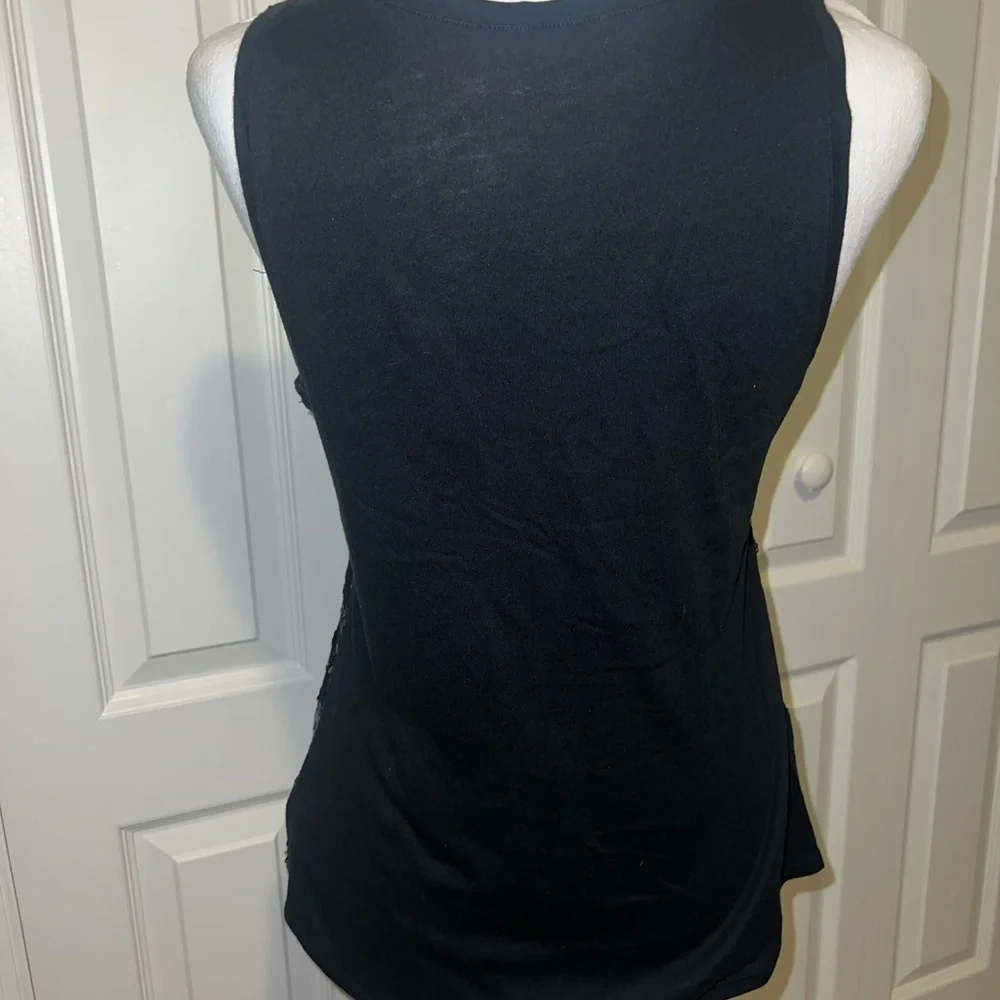 Black Sequin Sleeveless Top - Picture 2 of 3